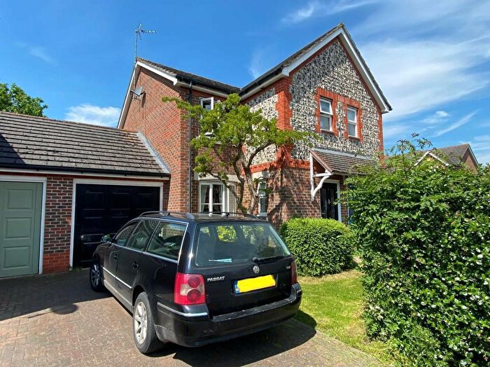 2 Bedroom Semi-Detached House To Rent In Bowmont Water, Didcot, Oxfordshire, OX11