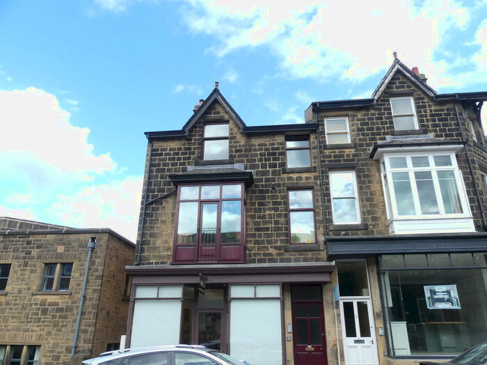 2 Bedroom Maisonette To Rent In Wells Road, Ilkley, LS29