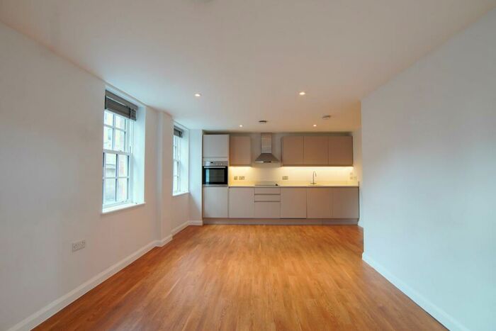2 Bedroom Apartment To Rent In St Johns Court, Broad Street, City Centre, BS1