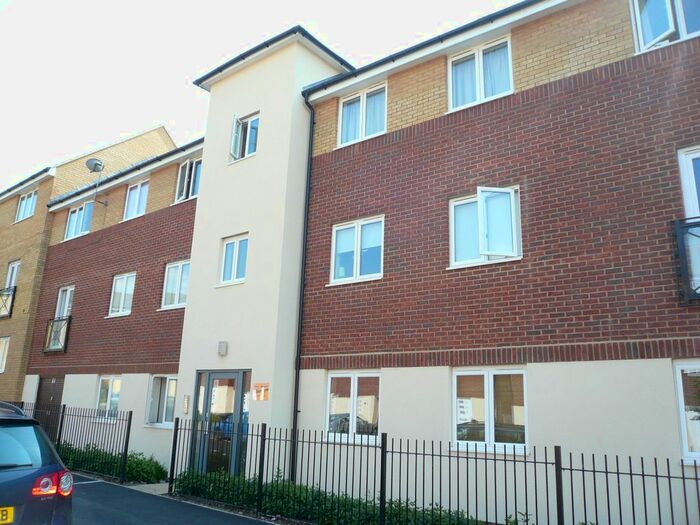 2 Bedroom Flat To Rent In Osier Avenue, Hampton Centre, Peterborough PE7