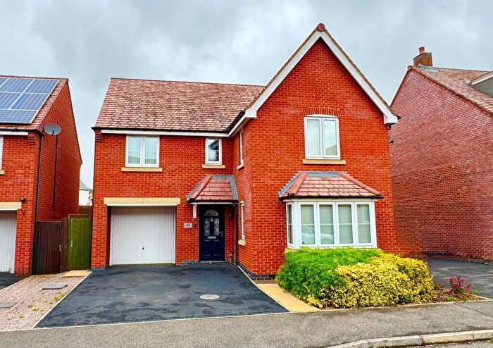 4 Bedroom Detached House For Sale In Buttercup Road, Desborough, Kettering, NN14