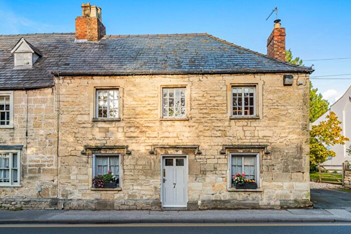 3 Bedroom Cottage For Sale In Deep Street, Prestbury, Cheltenham, GL52