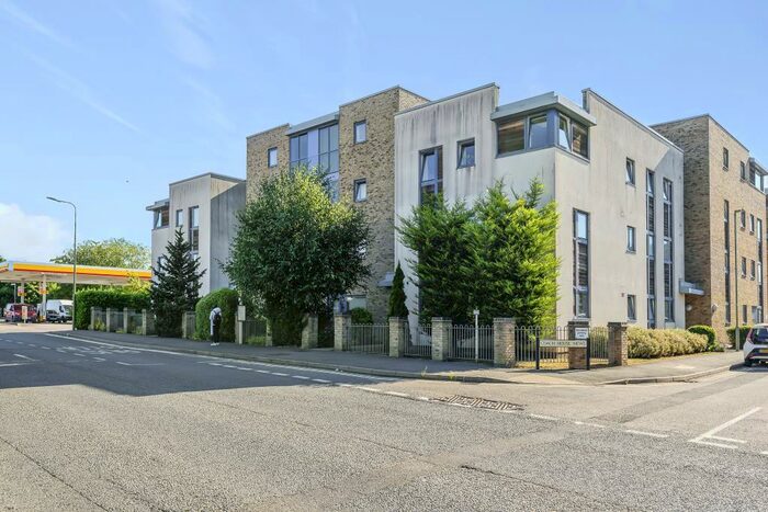 2 Bedroom Apartment To Rent In London Road, Bicester, OX26