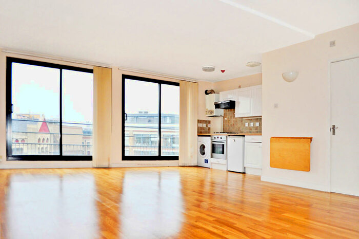 Studio To Rent In Great Eastern Street, London, EC2