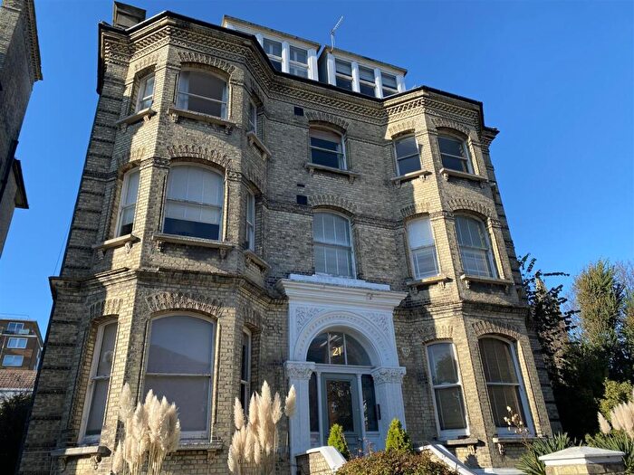 1 Bedroom Flat To Rent In Wilbury Road, Hove, BN3
