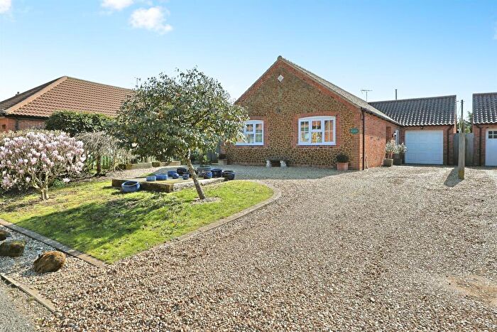 3 Bedroom Detached Bungalow For Sale In Back Road, Pentney, King's Lynn, PE32