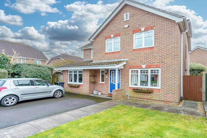 5 Bedroom Detached House To Rent In Kidd Road, Chichester, PO19