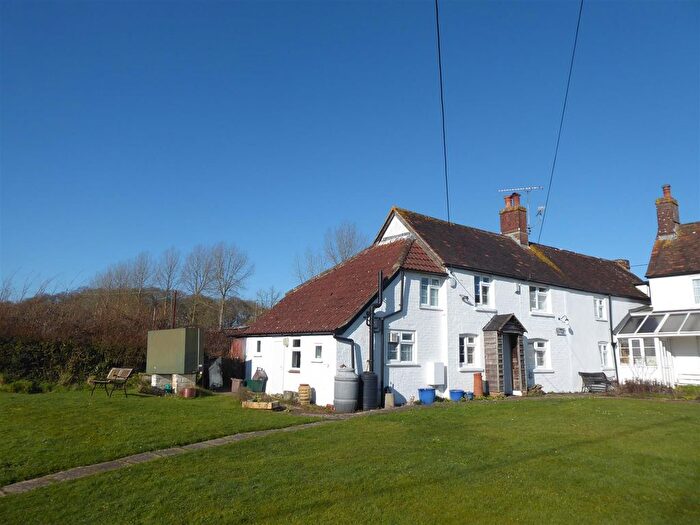 3 Bedroom Cottage To Rent In King Stag, Sturminster Newton, DT10