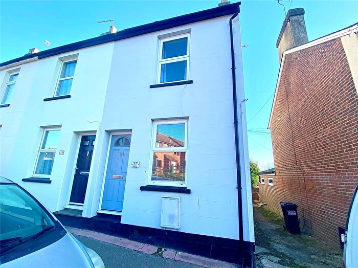 2 Bedroom End Of Terrace House For Sale In Station Road, Hailsham, East Sussex, BN27