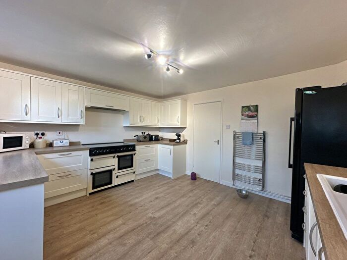 4 Bedroom Detached House For Sale In Primrose Lane, Yeovil, Somerset, BA21