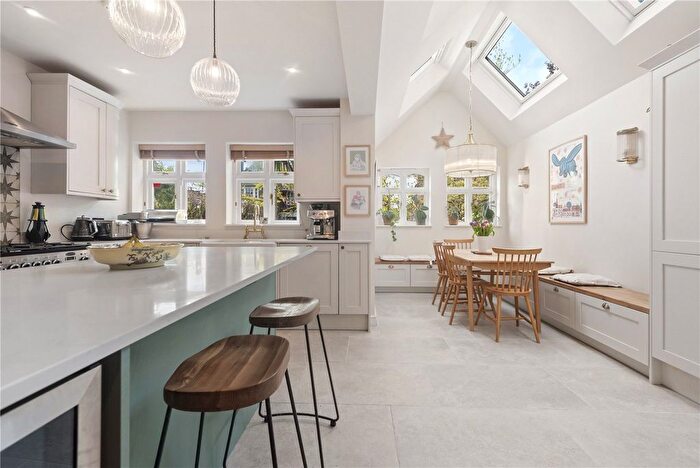 5 Bedroom Detached House For Sale In Abbotswood Road, SW16