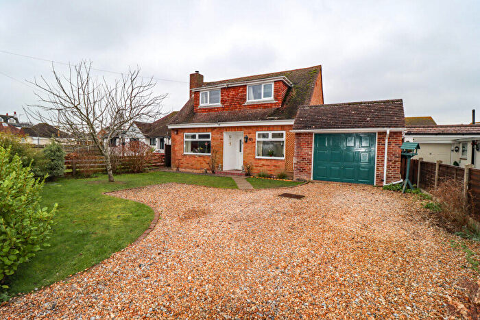 3 Bedroom Detached House For Sale In West Lane, Hayling Island, PO11