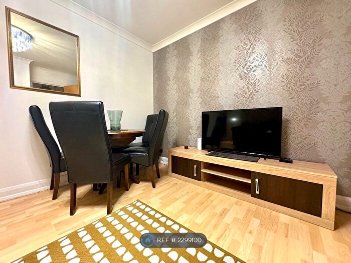 1 Bedroom Flat To Rent In Randolph Gardens, London, NW6