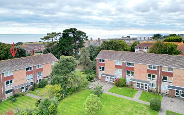 2 Bedroom Apartment For Sale In Montagu Road, Highcliffe, Christchurch, Dorset, BH23