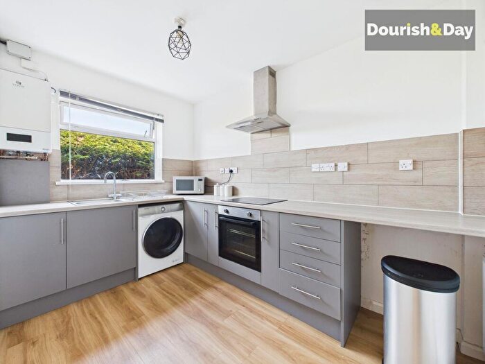 2 Bedroom Flat To Rent In Filance Lane, Penkridge, ST19