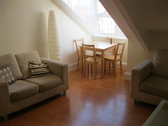 2 Bedroom Flat To Rent In Grosvenor Place, Newcastle Upon Tyne, NE2