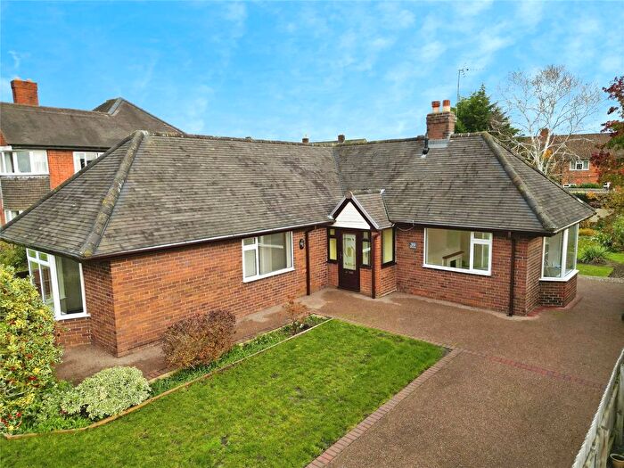 3 Bedroom Bungalow For Sale In Oak Drive, Oswestry, Shropshire, SY11