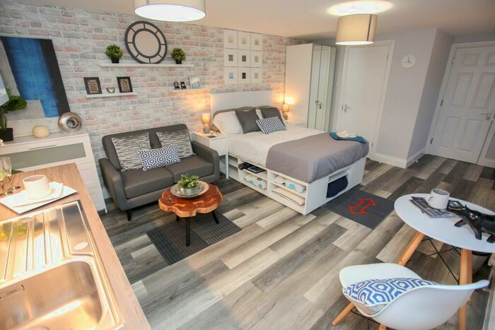 Studio To Rent In Victoria St, Dunstable, LU6