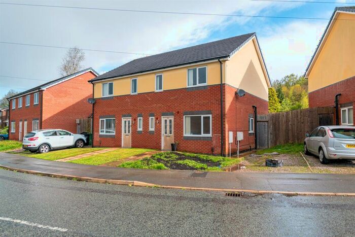 3 Bedroom Semi-Detached House To Rent In Spa Road, Atherton, Manchester, M46
