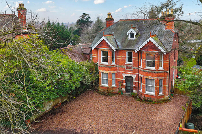 8 Bedroom Detached House For Sale In Gringer Hill, Maidenhead, Berkshire, SL6