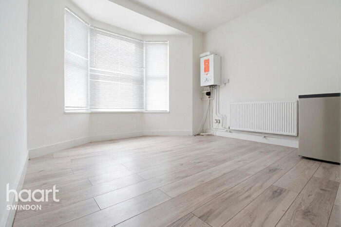 Studio To Rent In Milton Road, Swindon, SN1