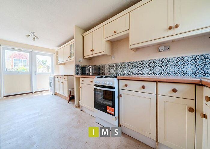 2 Bedroom Terraced House For Sale In Birch Road, Bicester, OX25