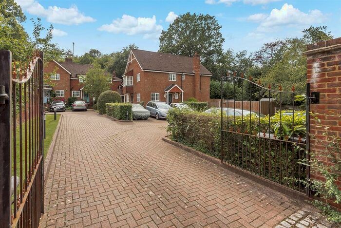 2 Bedroom Terraced House To Rent In Grayswood Mews, Grayswood Road, Grayswood, Haslemere, GU27