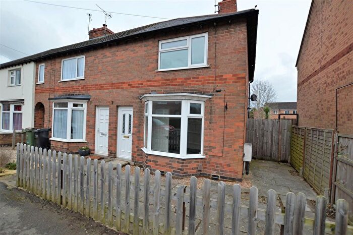 2 Bedroom Town House To Rent In Lansdowne Grove, Wigston, Leicestershire, LE18