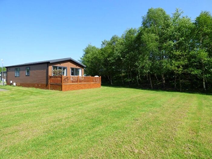 2 Bedroom Chalet For Sale In Willows, Gallaber Park, Nr. Skipton, BD23