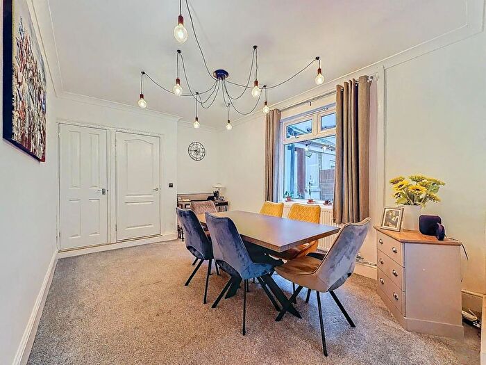 4 Bedroom Terraced House To Rent In Coedcae Street, Cardiff, CF11