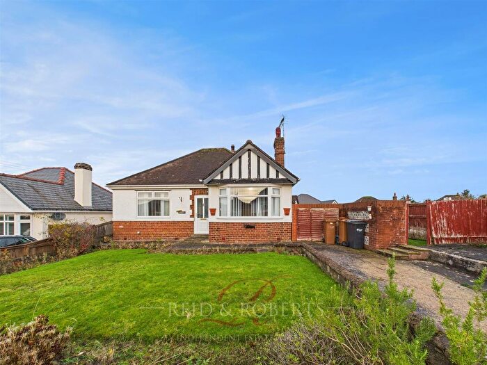 2 Bedroom Detached Bungalow For Sale In Bryn Coch Crescent, Mold, CH7