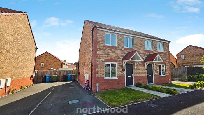 3 Bedroom Semi-Detached House To Rent In Fulwood Place, Bircotes, DN11
