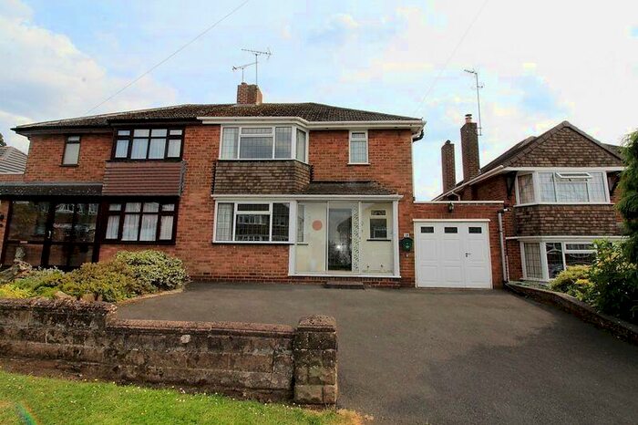 3 Bedroom Semi-Detached House For Sale In Woodbank Road, Brownswall Estate, Sedgley, DY3