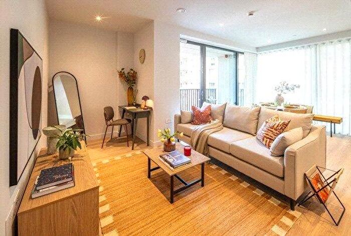 2 Bedroom Apartment To Rent In The Maple, Claremont Road, London, NW2