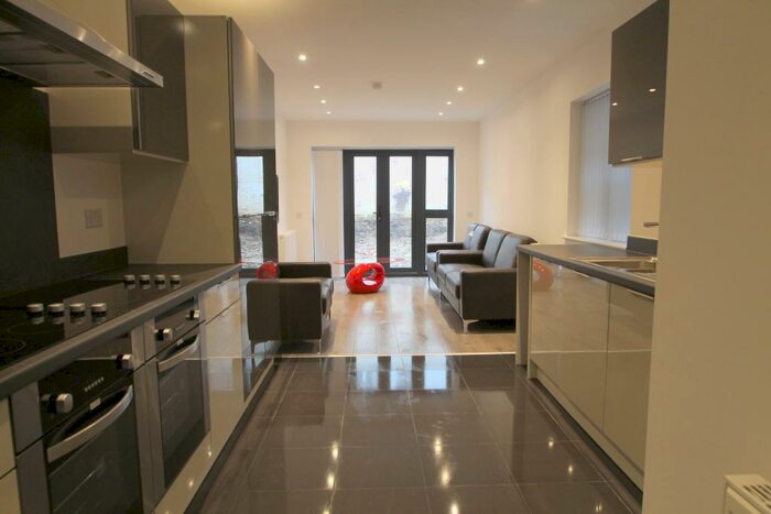 7 Bedroom House To Rent In Monthermer Road, Roath, Cardiff, CF24