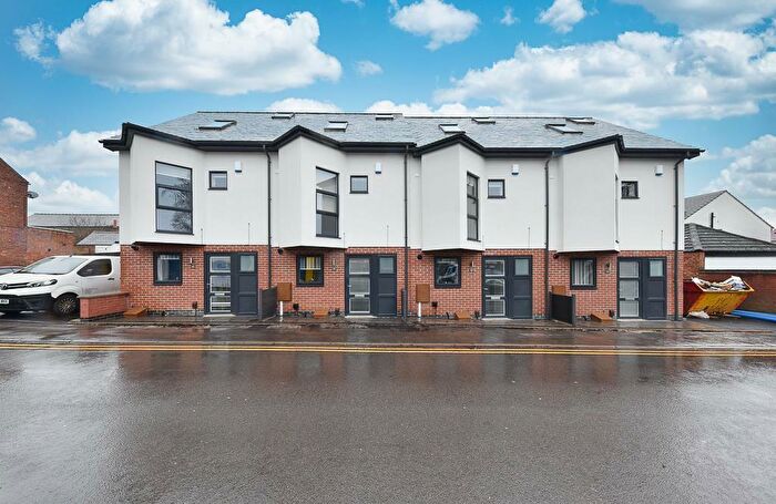 3 Bedroom Town House To Rent In Parkyns Street, Ruddington, NG11