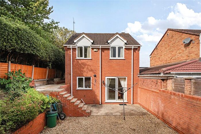 3 Bedroom Link Detached House For Sale In Cherry Close, Bewdley, Worcestershire, DY12