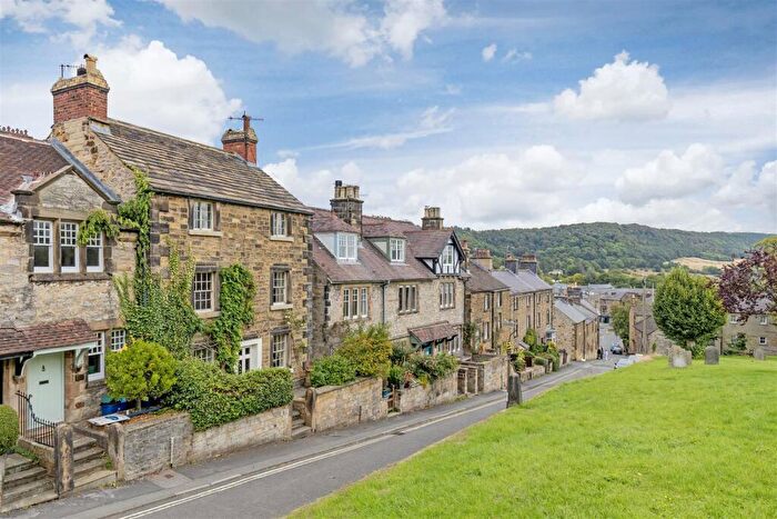 4 Bedroom End Of Terrace House For Sale In The Limes, North Church Street, Bakewell, DE45