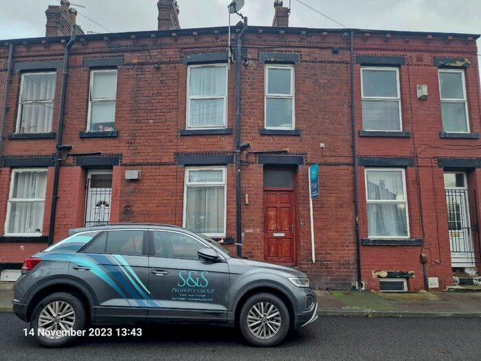 2 Bedroom Terraced House To Rent In Arley Place, Armley, Leeds, LS12