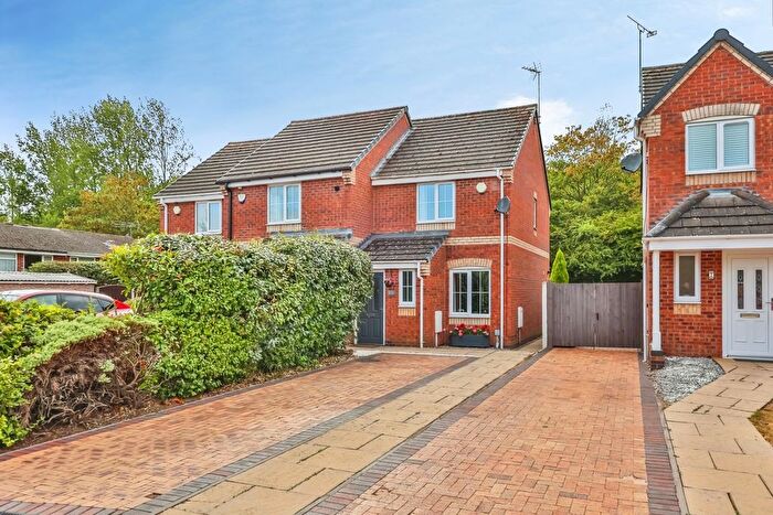 2 Bedroom End Of Terrace House For Sale In Avocet Close, Hucknall, Nottingham, Nottinghamshire, NG15