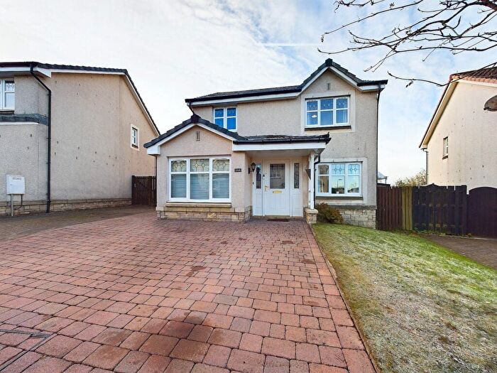 4 Bedroom Detached House For Sale In A Chuckethall Road, Livingston, EH54
