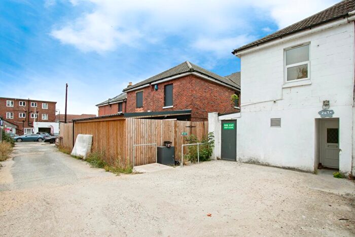 4 Bedroom Maisonette For Sale In Charminster Road, Bournemouth, BH8