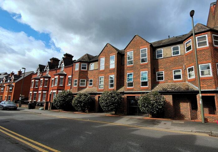 1 Bedroom Apartment To Rent In Sydenham Road, Guildford, GU1