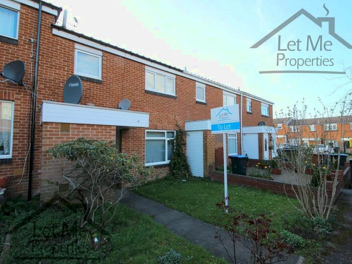 4 Bedroom Property To Rent In Drovers Way, Hatfield, AL10