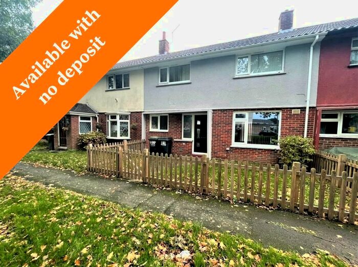 4 Bedroom Terraced House To Rent In Carisbrooke Road, Gosport, Hampshire, PO13