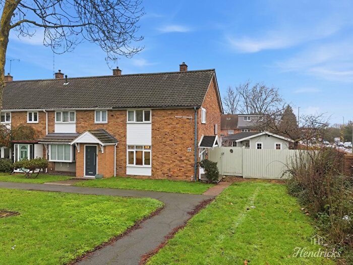 4 Bedroom Semi Detached House For Sale In Great Gregorie, Basildon, SS16