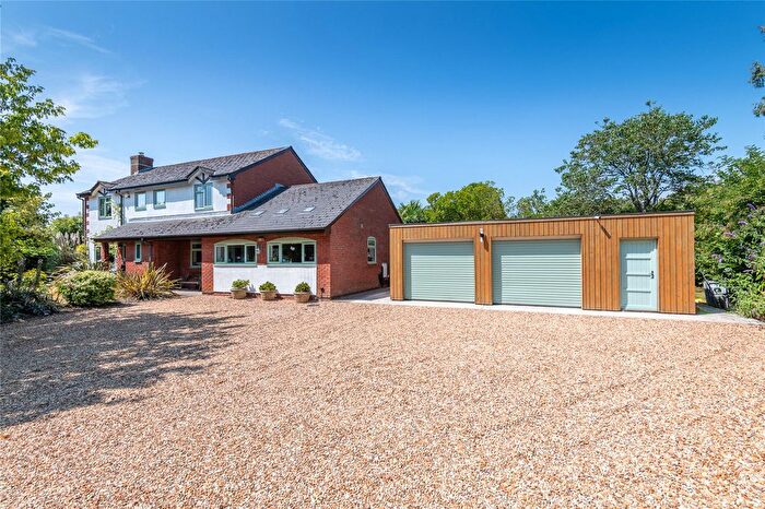 4 Bedroom Detached House For Sale In Stoke Road, North Curry, Taunton, TA3