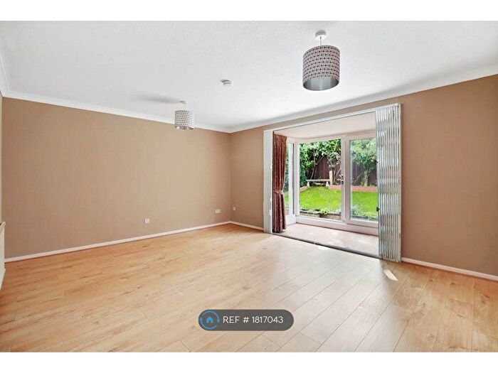 4 Bedroom Detached House To Rent In London, London, SE19