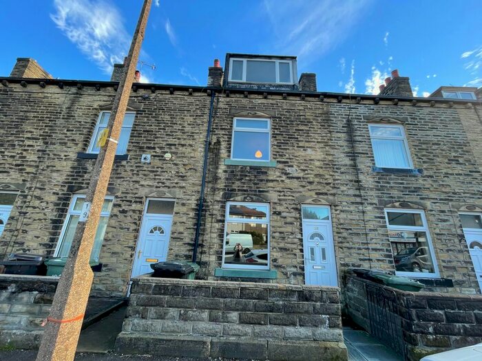 2 Bedroom Property To Rent In Queens Road, Keighley BD21