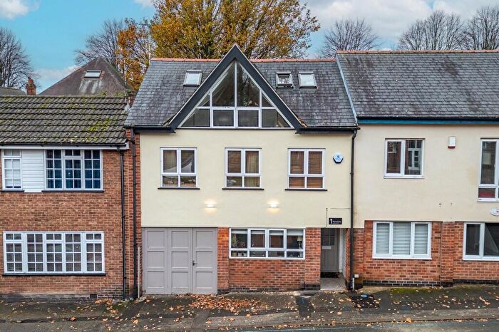 2 Bedroom Town House For Sale In Lenton Avenue, The Park, NG7